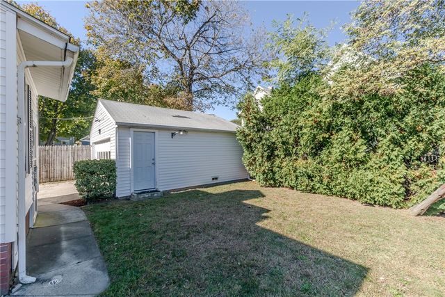 9 Chestnut Avenue, Cranston, RI 02910