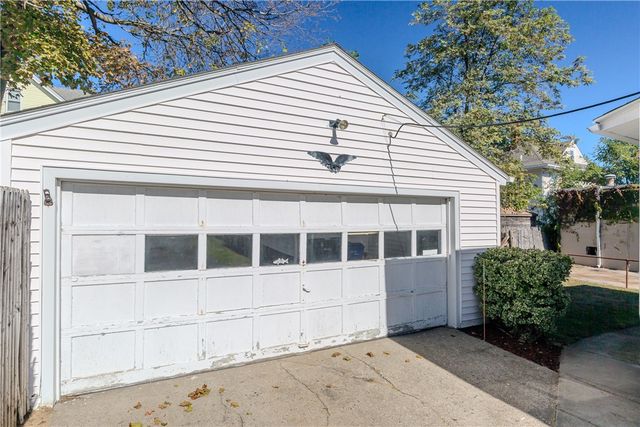 9 Chestnut Avenue, Cranston, RI 02910