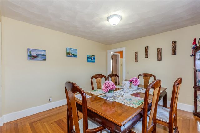 9 Chestnut Avenue, Cranston, RI 02910