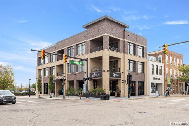 156 N Center Unit 301, Northville, MI 48167