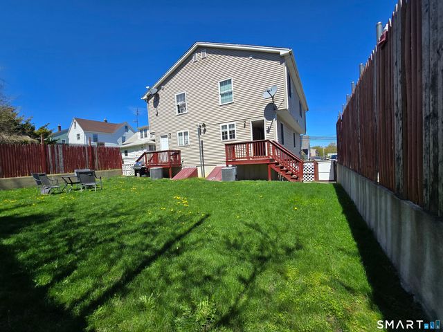 148 Granfield Avenue, Bridgeport, CT 06610