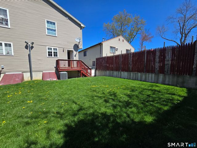 148 Granfield Avenue, Bridgeport, CT 06610