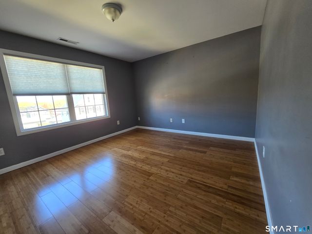 148 Granfield Avenue, Bridgeport, CT 06610