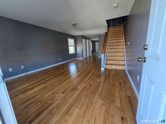 148 Granfield Avenue, Bridgeport, CT 06610