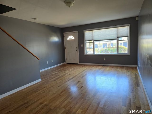 148 Granfield Avenue, Bridgeport, CT 06610