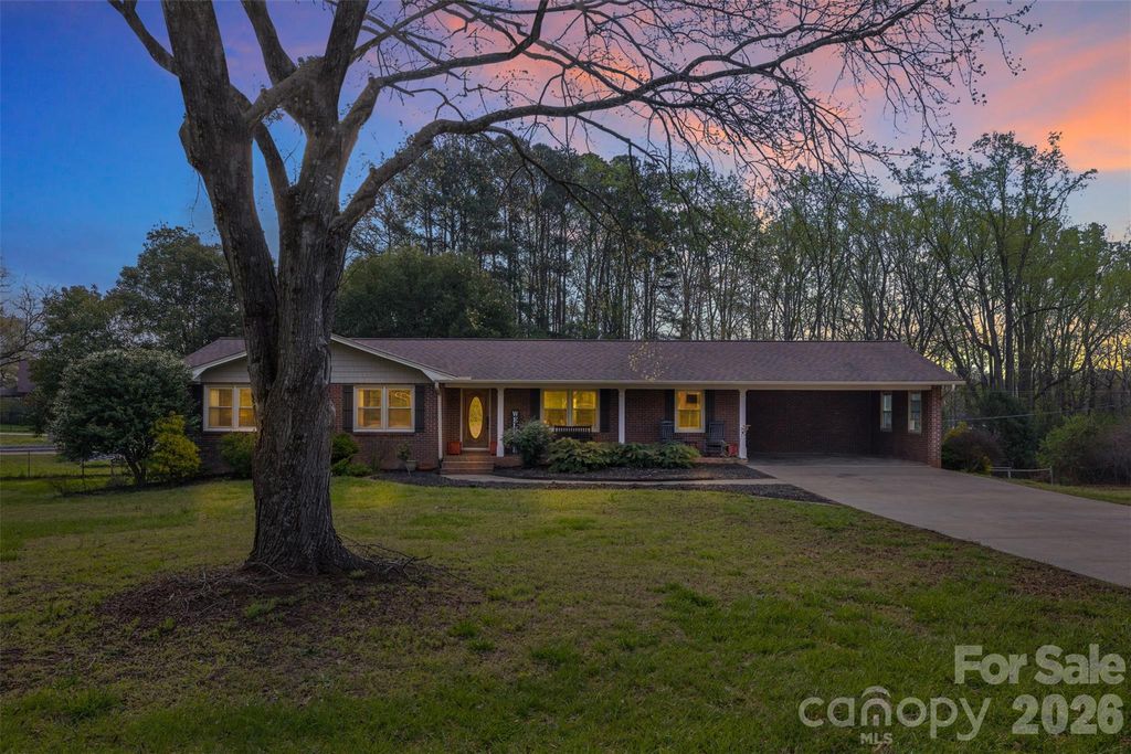 4022 Lynn Circle, Shelby, NC 28152