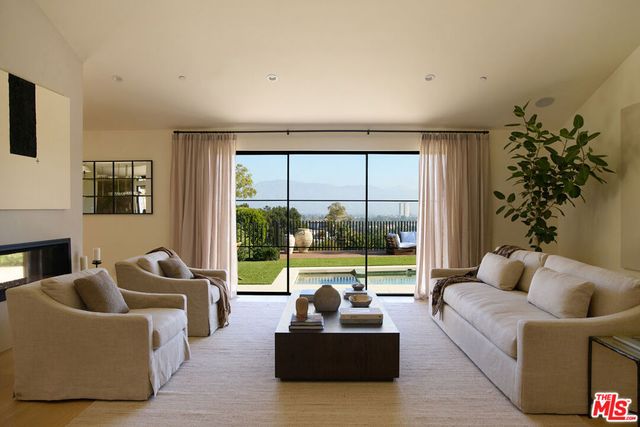 3620 Wrightwood Drive, Studio City, CA 91604