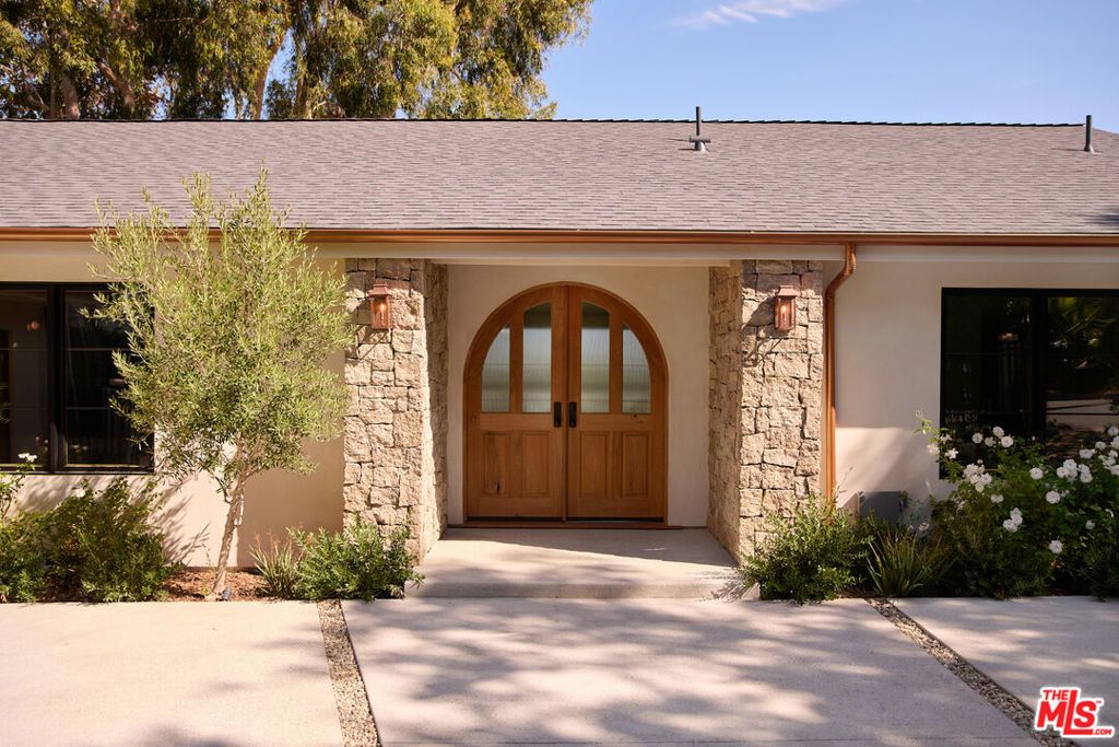 3620 Wrightwood Drive, Studio City, CA 91604