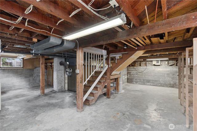 11716 16th Avenue NE, Seattle, WA 98125