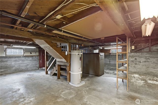 11716 16th Avenue NE, Seattle, WA 98125