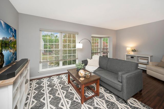 11539 BERTRAM ST, Woodbridge, VA 22192