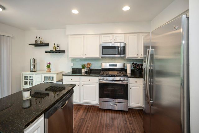 11539 BERTRAM ST, Woodbridge, VA 22192