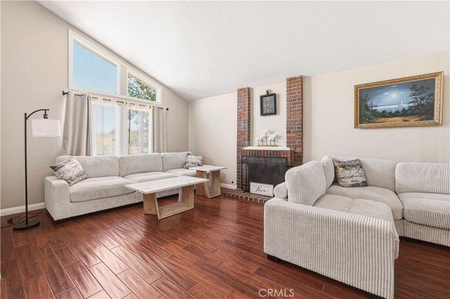 11841 Laughton, Porter Ranch, CA 91326