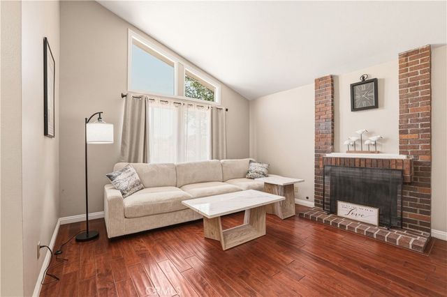 11841 Laughton, Porter Ranch, CA 91326