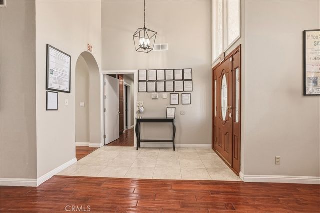 11841 Laughton, Porter Ranch, CA 91326