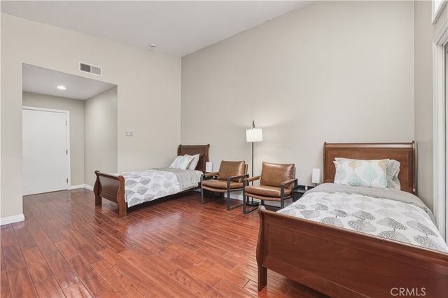 11841 Laughton, Porter Ranch, CA 91326