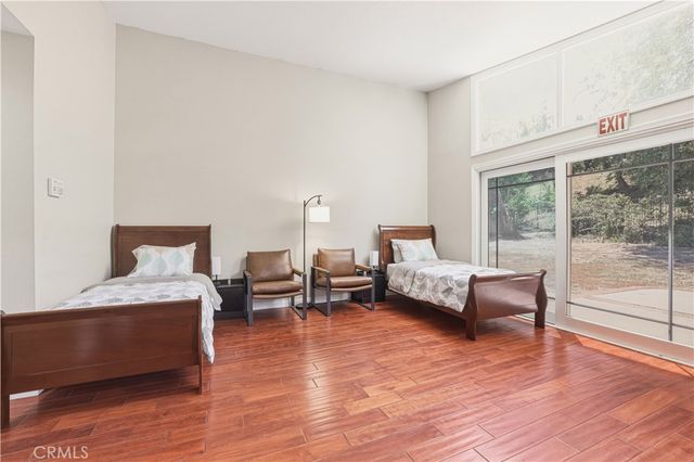 11841 Laughton, Porter Ranch, CA 91326