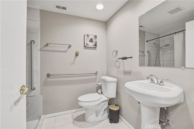 11841 Laughton, Porter Ranch, CA 91326