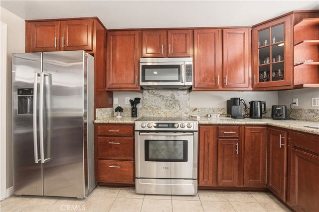 11841 Laughton, Porter Ranch, CA 91326