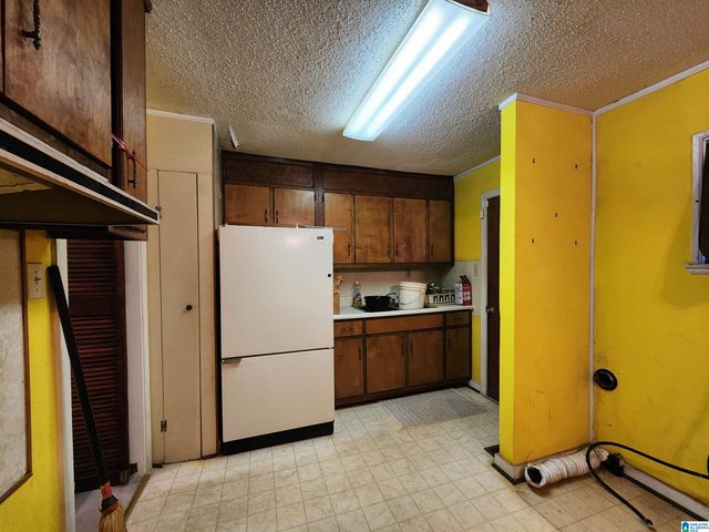 47 15TH AVENUE W, Birmingham, AL 35204