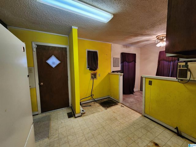 47 15TH AVENUE W, Birmingham, AL 35204