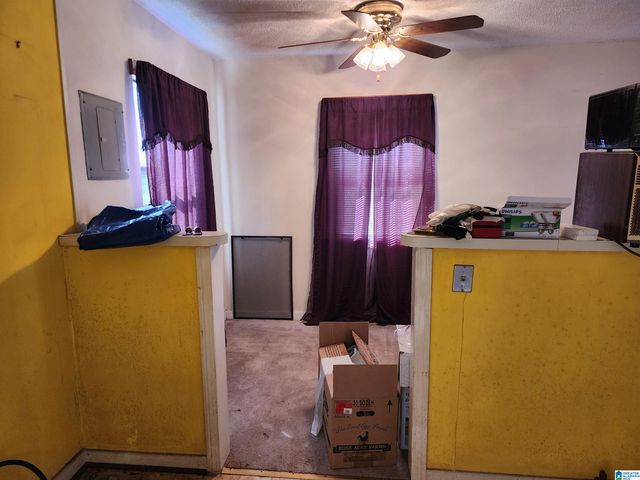 47 15TH AVENUE W, Birmingham, AL 35204