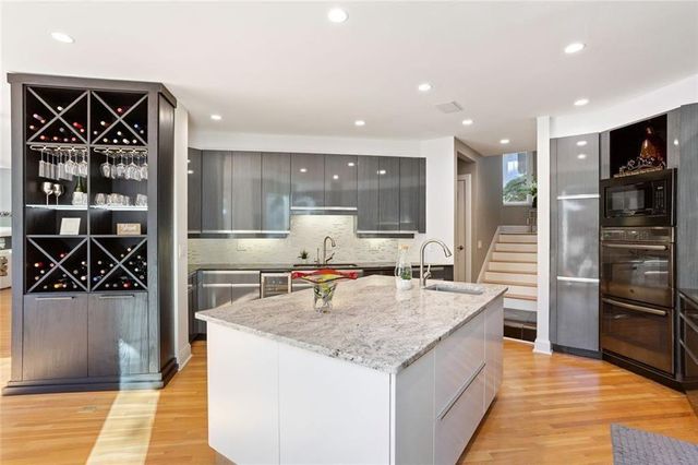 3906 Paces Ferry NW Road, Atlanta, GA 30327