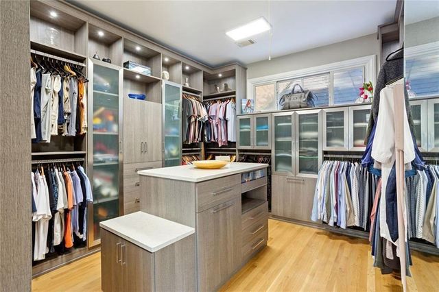 3906 Paces Ferry NW Road, Atlanta, GA 30327