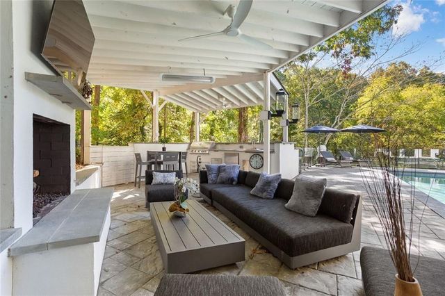 3906 Paces Ferry NW Road, Atlanta, GA 30327