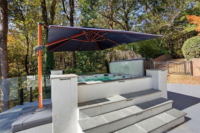 3906 Paces Ferry NW Road, Atlanta, GA 30327