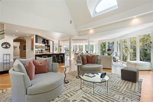 3906 Paces Ferry NW Road, Atlanta, GA 30327