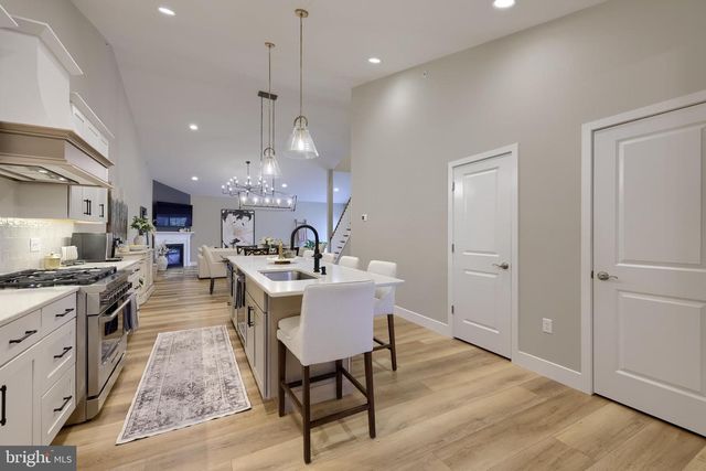 3004 MORNING THISTLE CT, East Petersburg, PA 17520