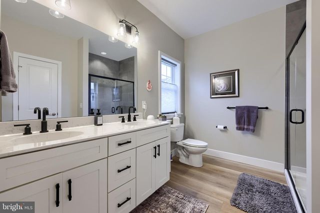 3004 MORNING THISTLE CT, East Petersburg, PA 17520
