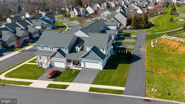 3004 MORNING THISTLE CT, East Petersburg, PA 17520