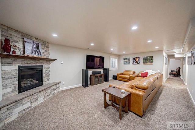 5096 Adobe Drive, Idaho Falls, ID 83404