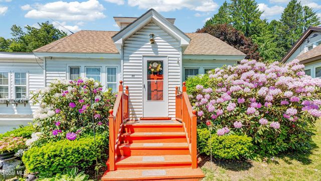 80 Saratoga Boulevard, Gloversville, NY 12078