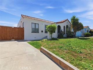 2042 W 75th Street, Los Angeles, CA 90047
