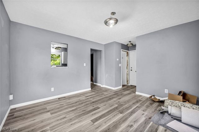 11219 Hopkins Avenue, Cleveland, OH 44108