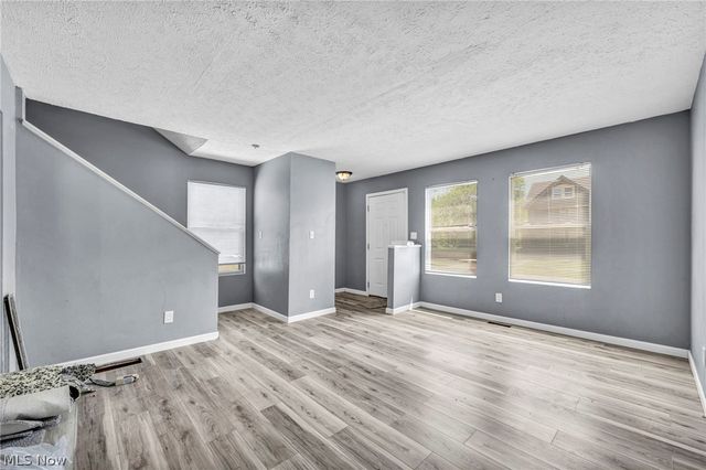 11219 Hopkins Avenue, Cleveland, OH 44108