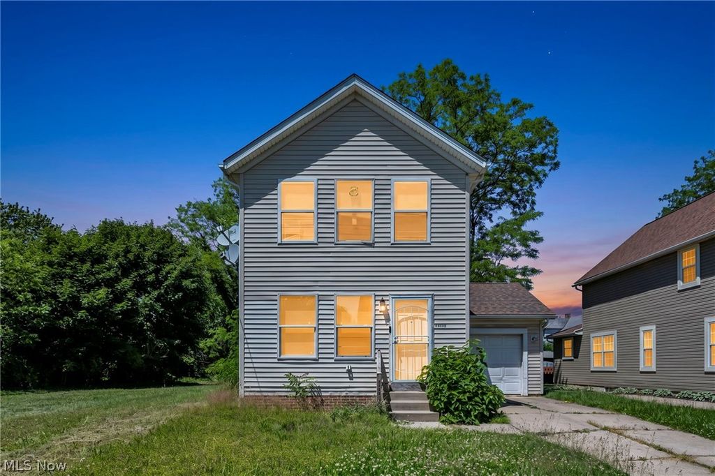 11219 Hopkins Avenue, Cleveland, OH 44108