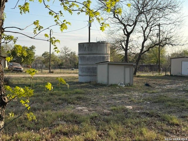 145 Highland Rd, Poteet, TX 78065