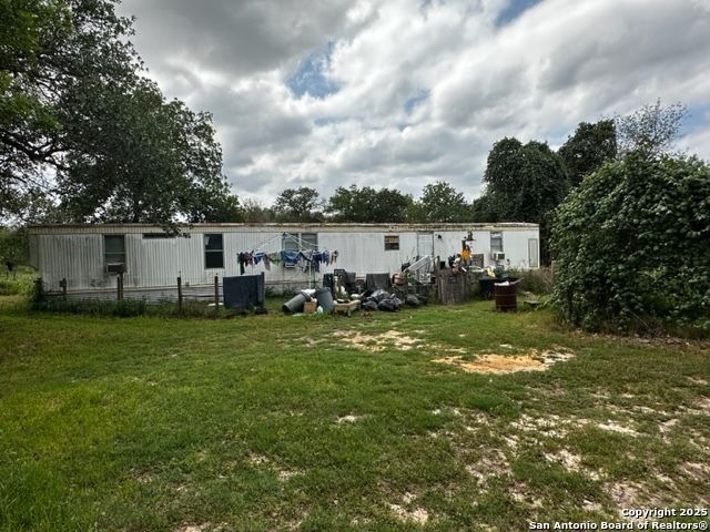 145 Highland Rd, Poteet, TX 78065