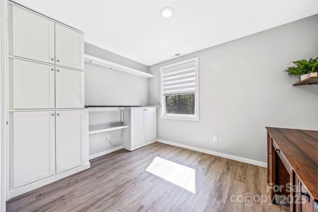 627 Delaware Lane, Hendersonville, NC 28791