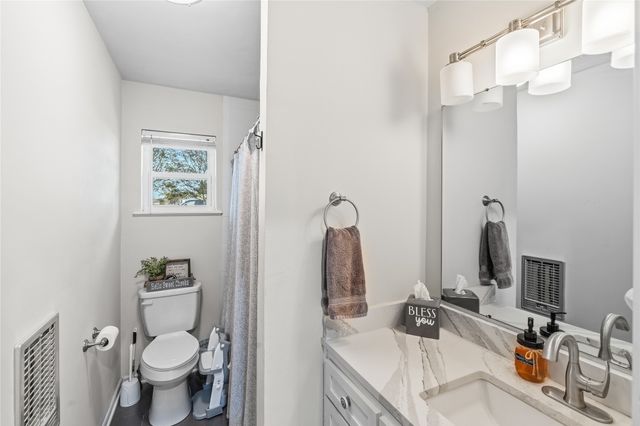 4106 Farm Road 2560, Sulphur Springs, TX 75482