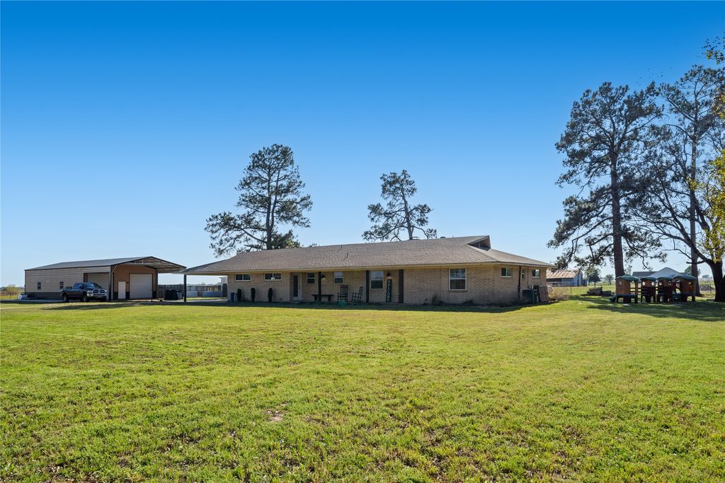 4106 Farm Road 2560, Sulphur Springs, TX 75482