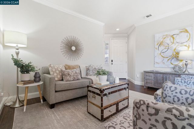 3042 Barranca Dr, Bay Point, CA 94565