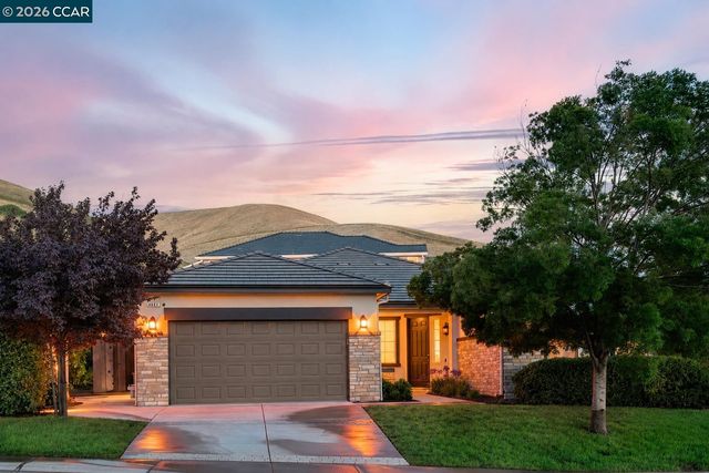 3042 Barranca Dr, Bay Point, CA 94565