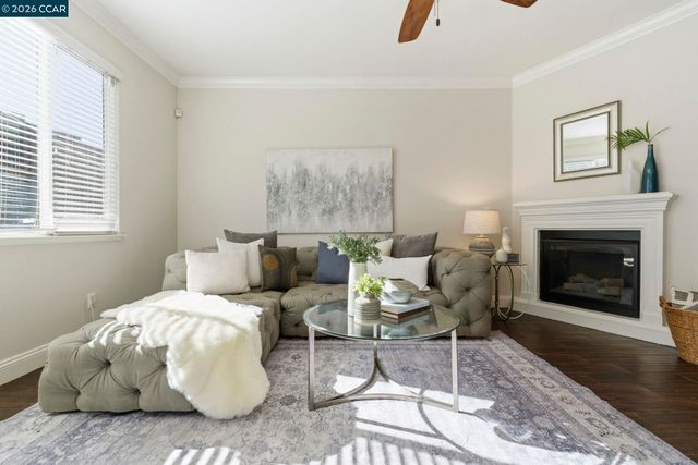 3042 Barranca Dr, Bay Point, CA 94565