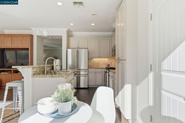 3042 Barranca Dr, Bay Point, CA 94565