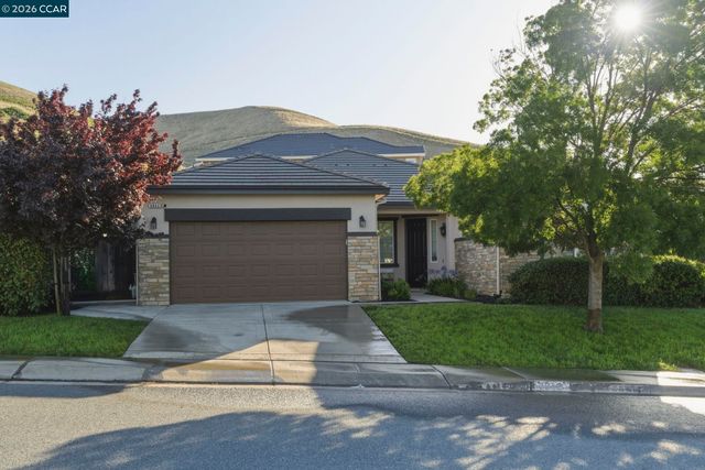 3042 Barranca Dr, Bay Point, CA 94565
